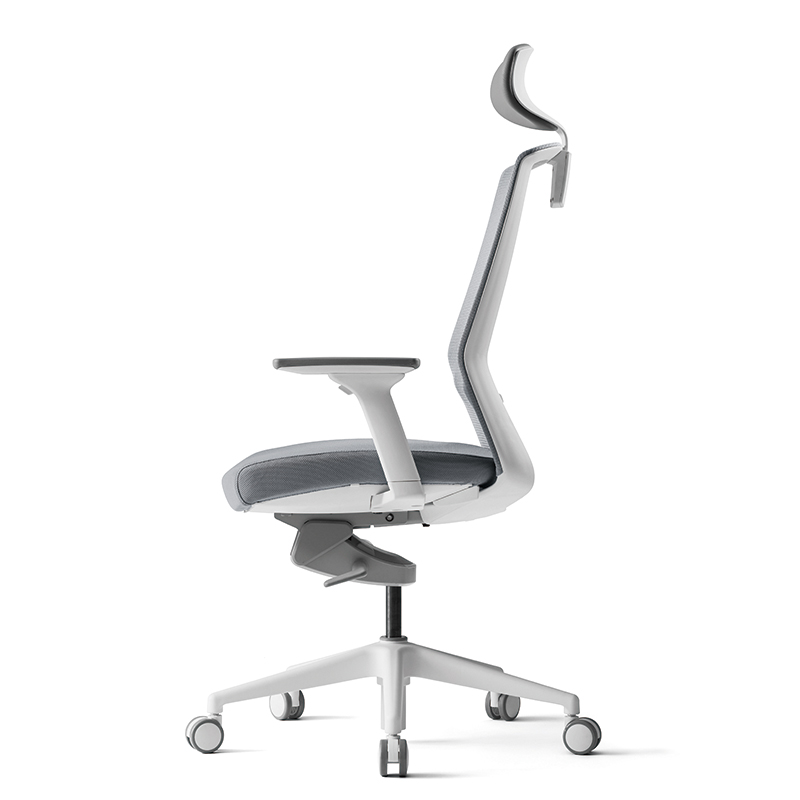 Кресло для руководителя BESTUHL 