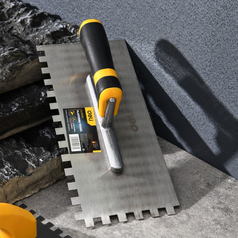 Кельма зубчатая Deli 