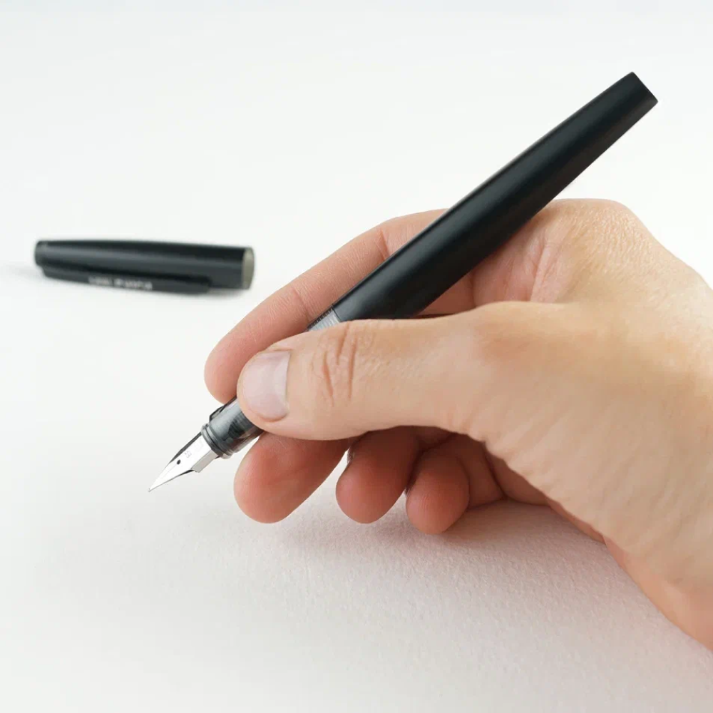 Ручка перьевая EF 