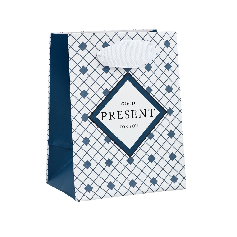 Пакет бумажный подарочный 