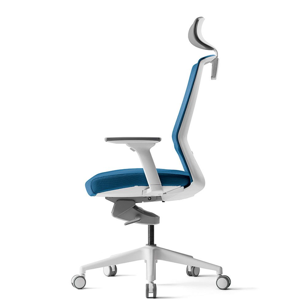 Кресло для руководителя BESTUHL 